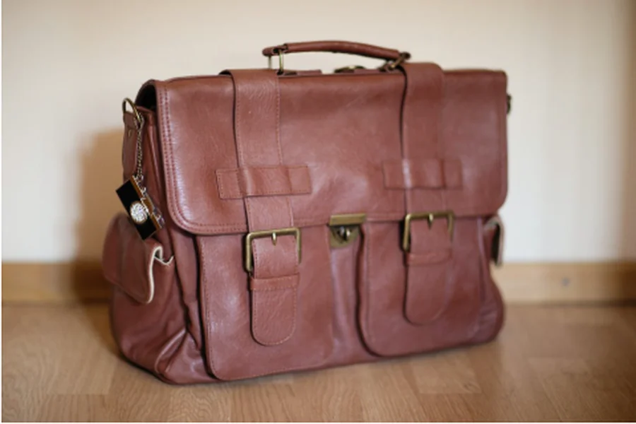 The Timeless Appeal of Leather Bags for the Workplace Leather Bags